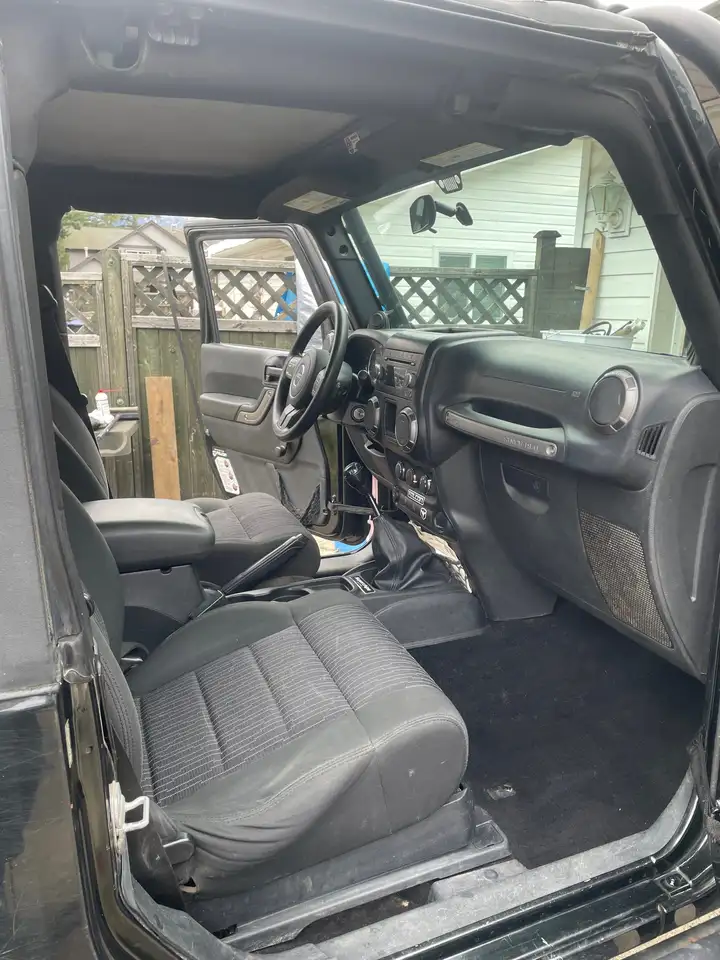 Jeep Wrangler photo Jeep Wrangler