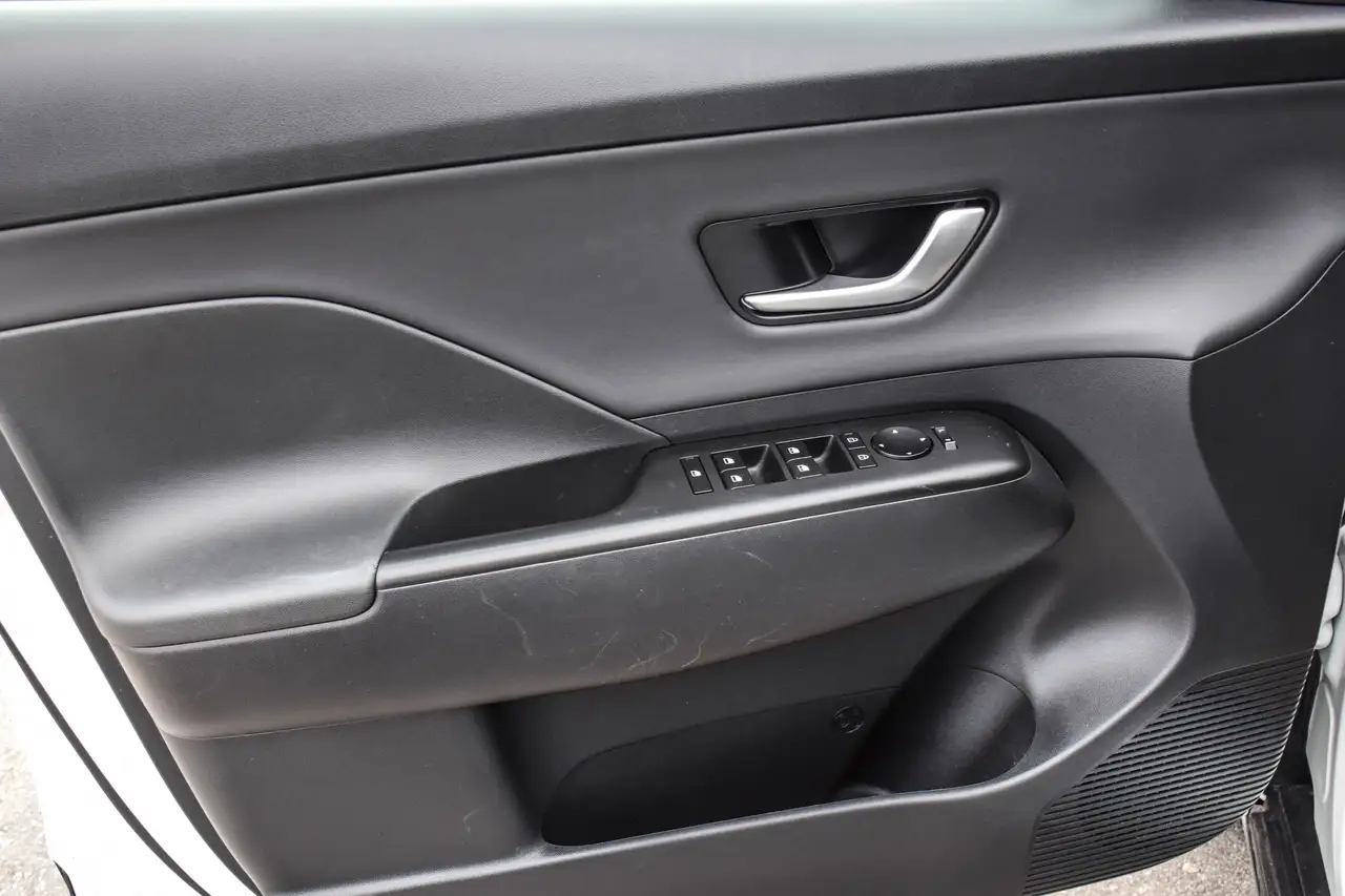 Hyundai KONA photo Hyundai KONA