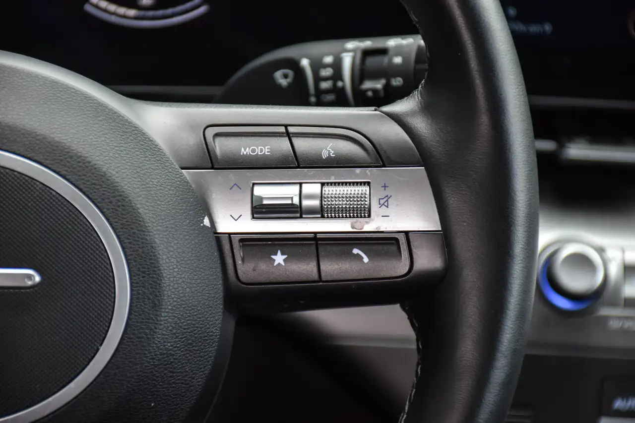 Hyundai KONA photo Hyundai KONA