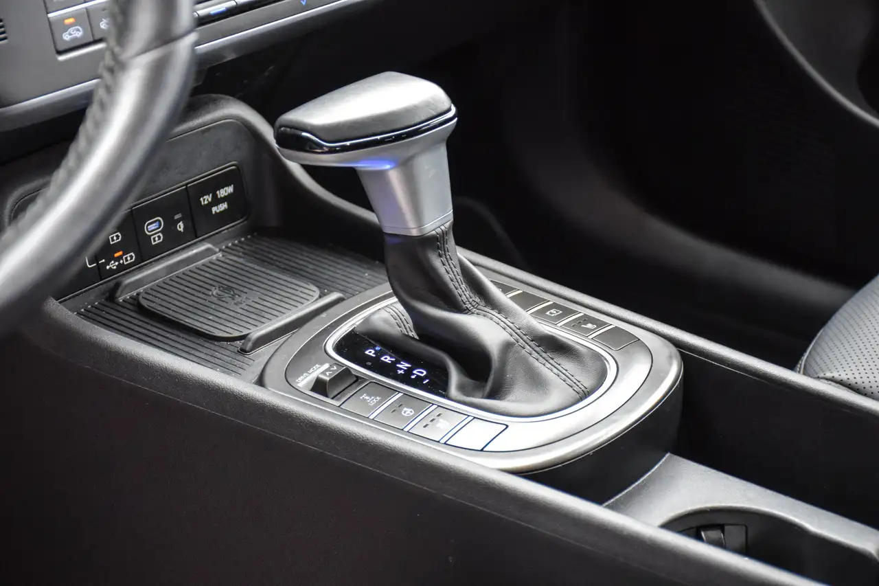 Hyundai KONA photo Hyundai KONA