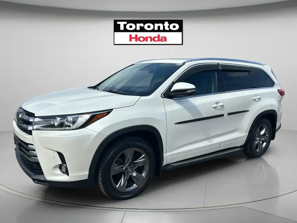 Toyota Highlander снимка Toyota Highlander