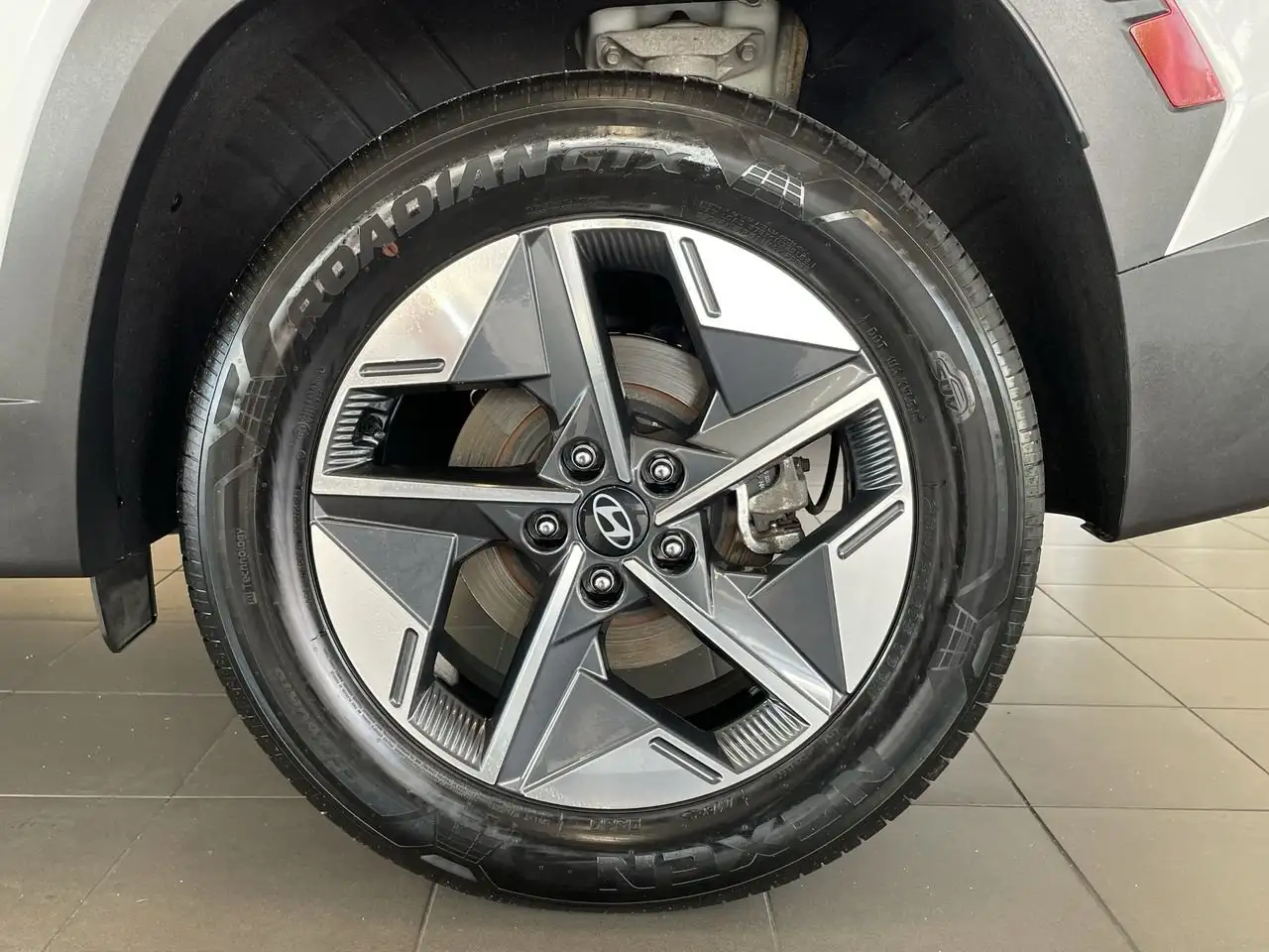 Hyundai TUCSON снимка Hyundai TUCSON