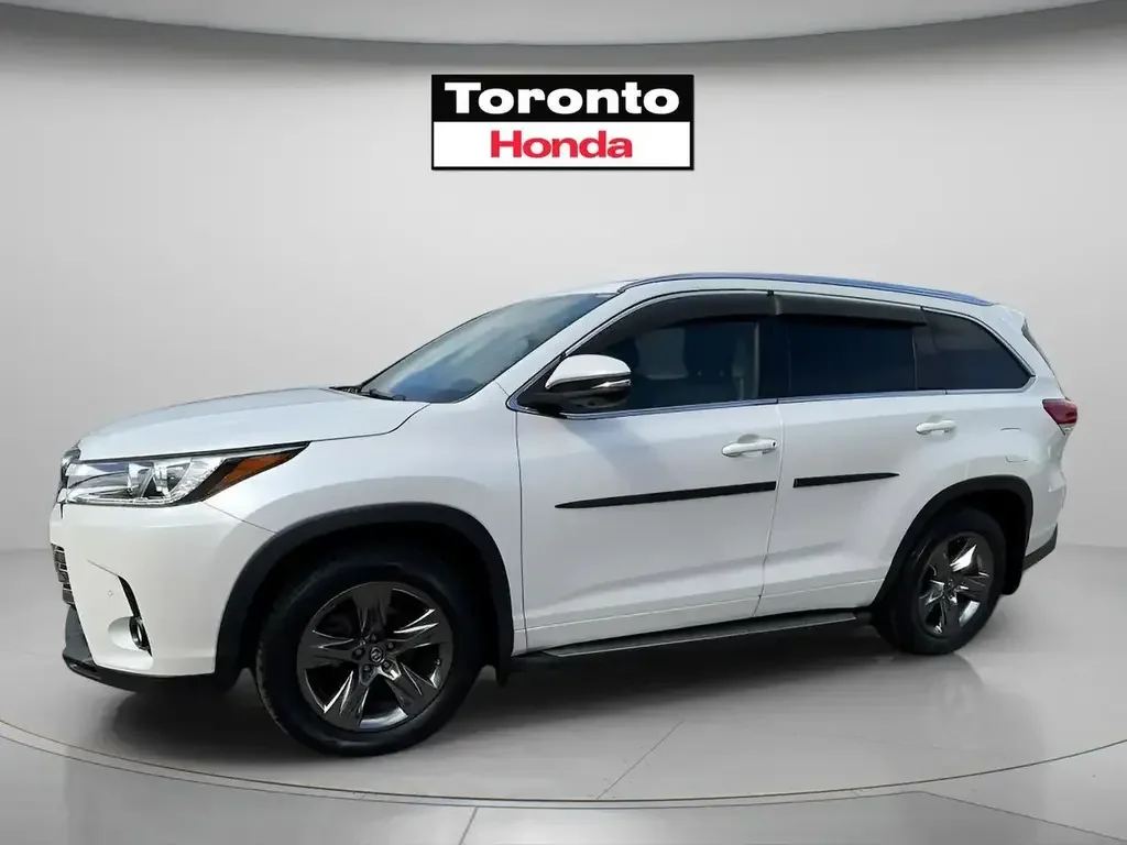 Toyota Highlander снимка Toyota Highlander