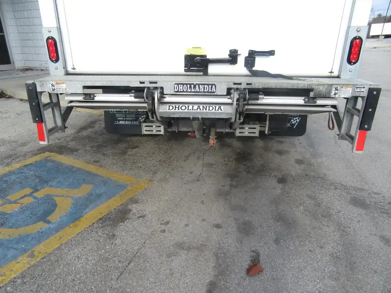 2025 Ford E-450