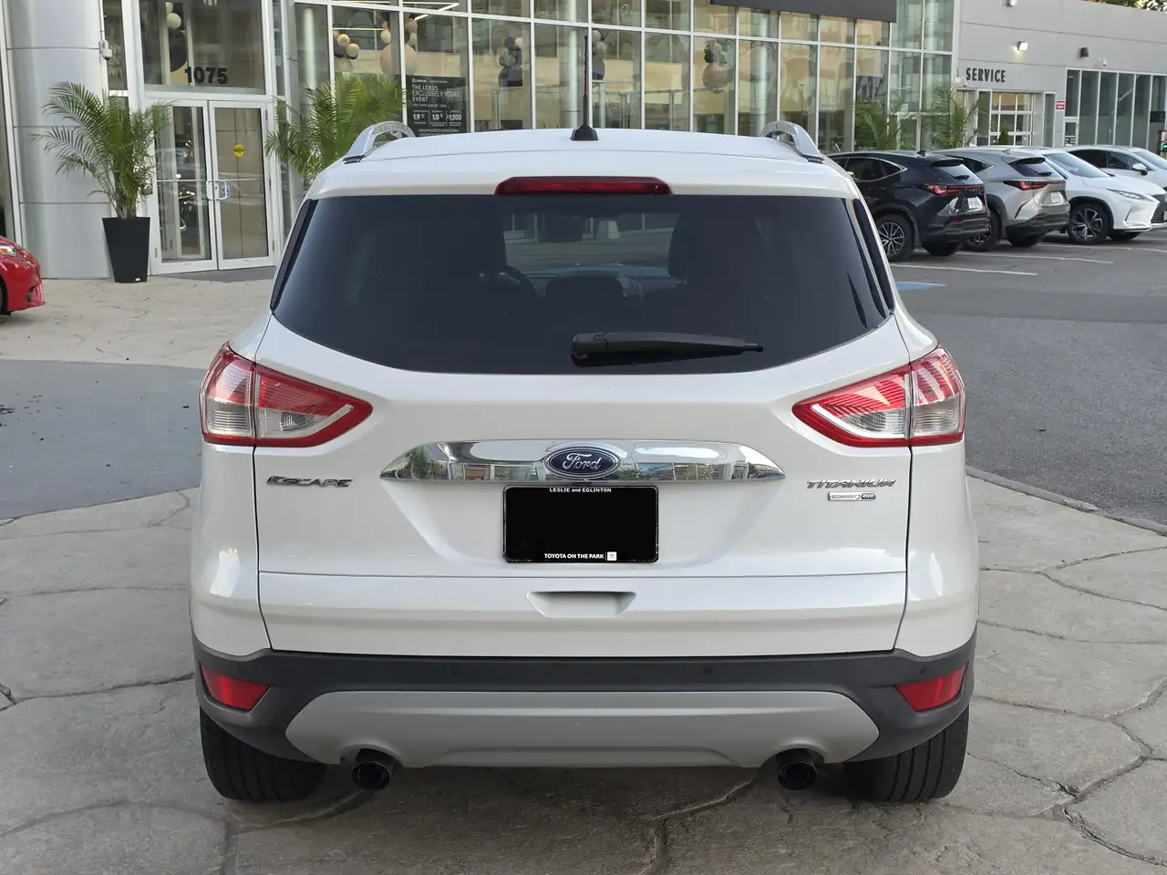 Ford Escape снимка Ford Escape
