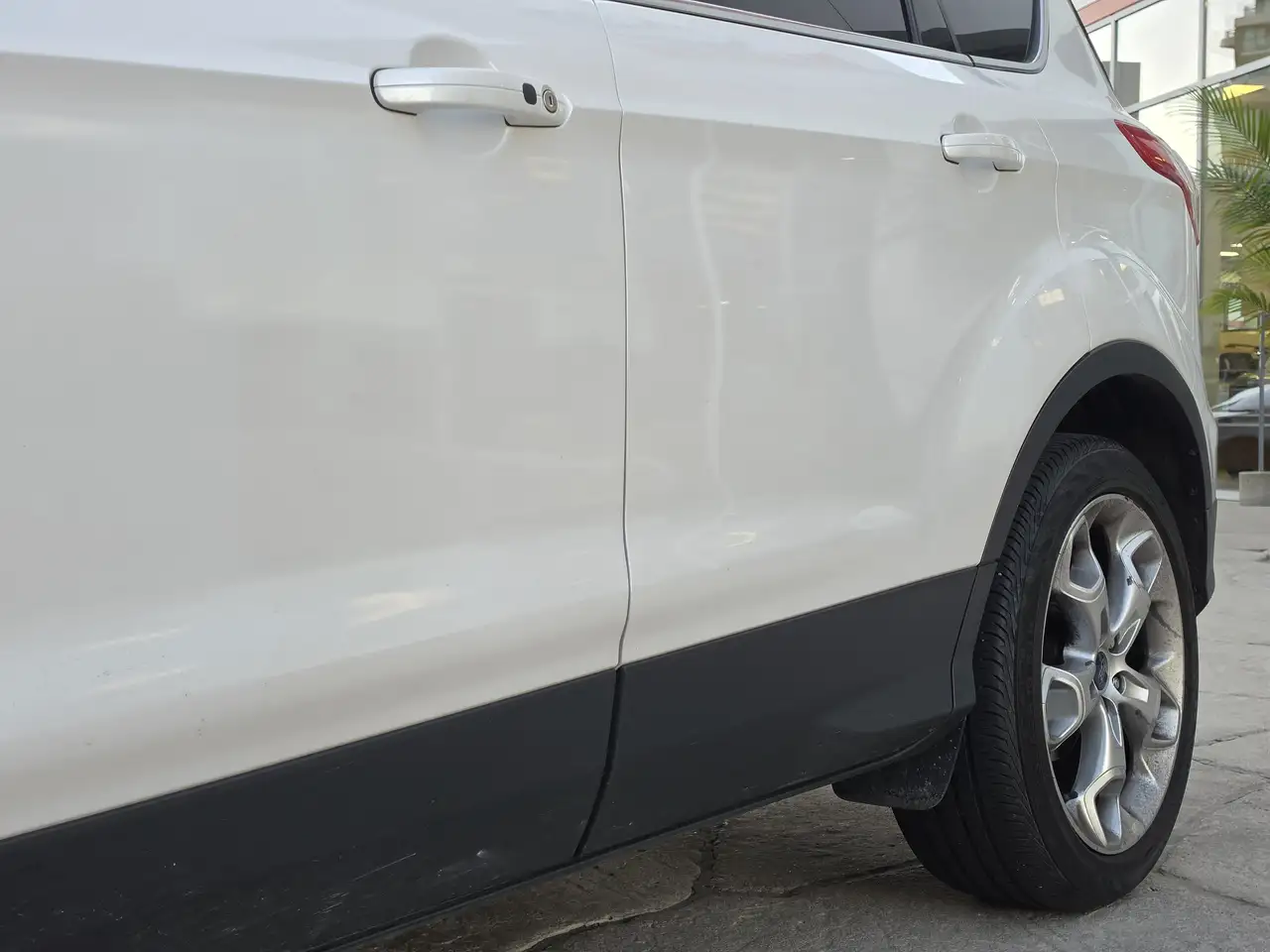 Ford Escape снимка Ford Escape