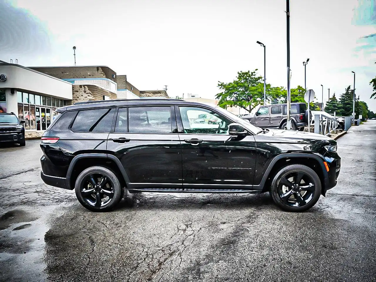 Jeep Grand Cherokee photo Jeep Grand Cherokee