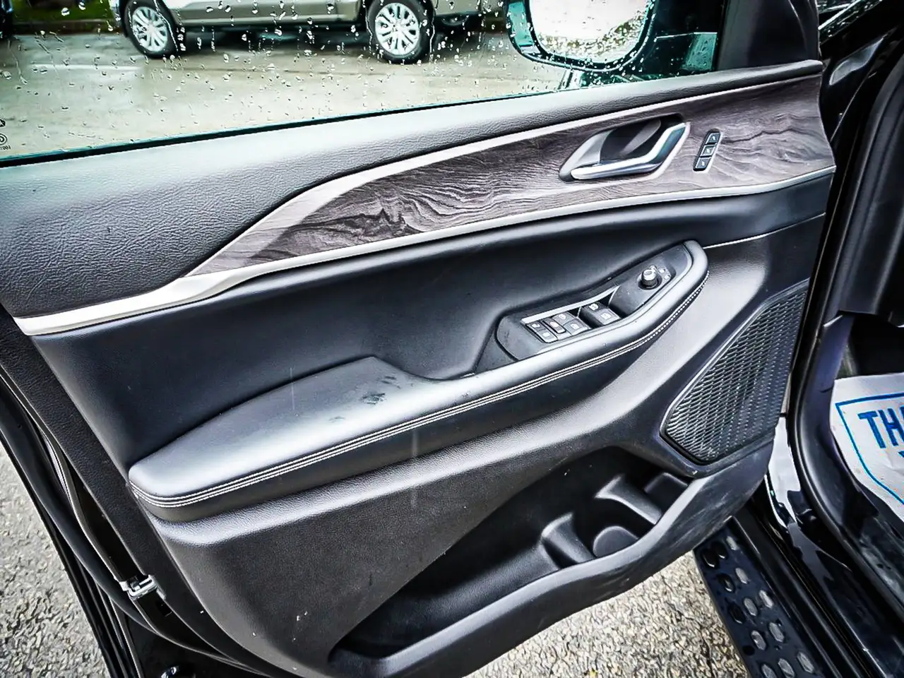 Jeep Grand Cherokee photo Jeep Grand Cherokee