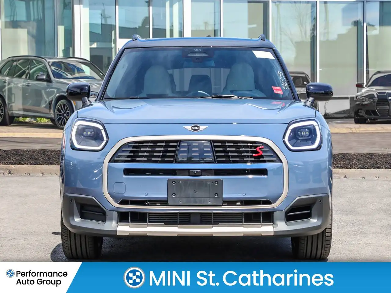 MINI Countryman снимка MINI Countryman