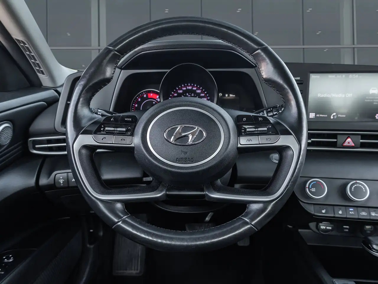 Hyundai ELANTRA fotografie Hyundai ELANTRA