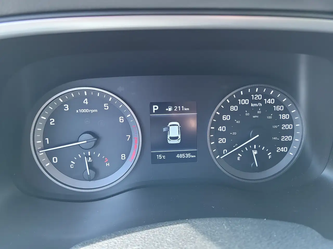 Hyundai TUCSON снимка Hyundai TUCSON