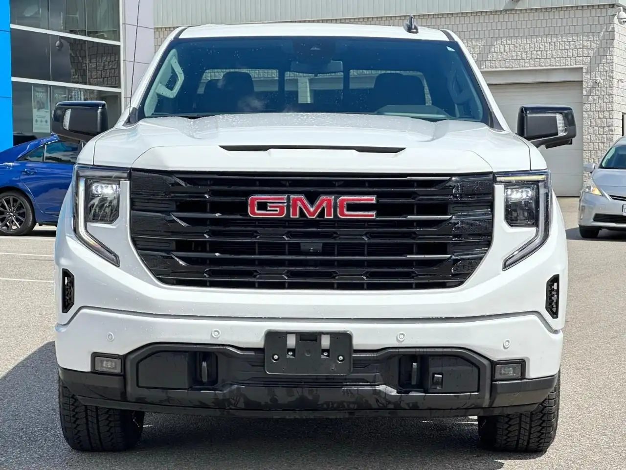 GMC Sierra 1500 снимка GMC Sierra 1500
