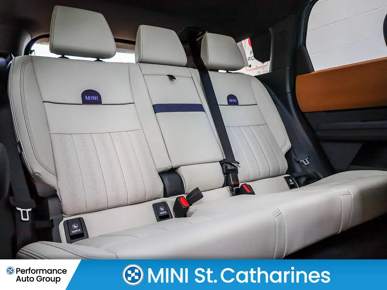 MINI Countryman снимка MINI Countryman