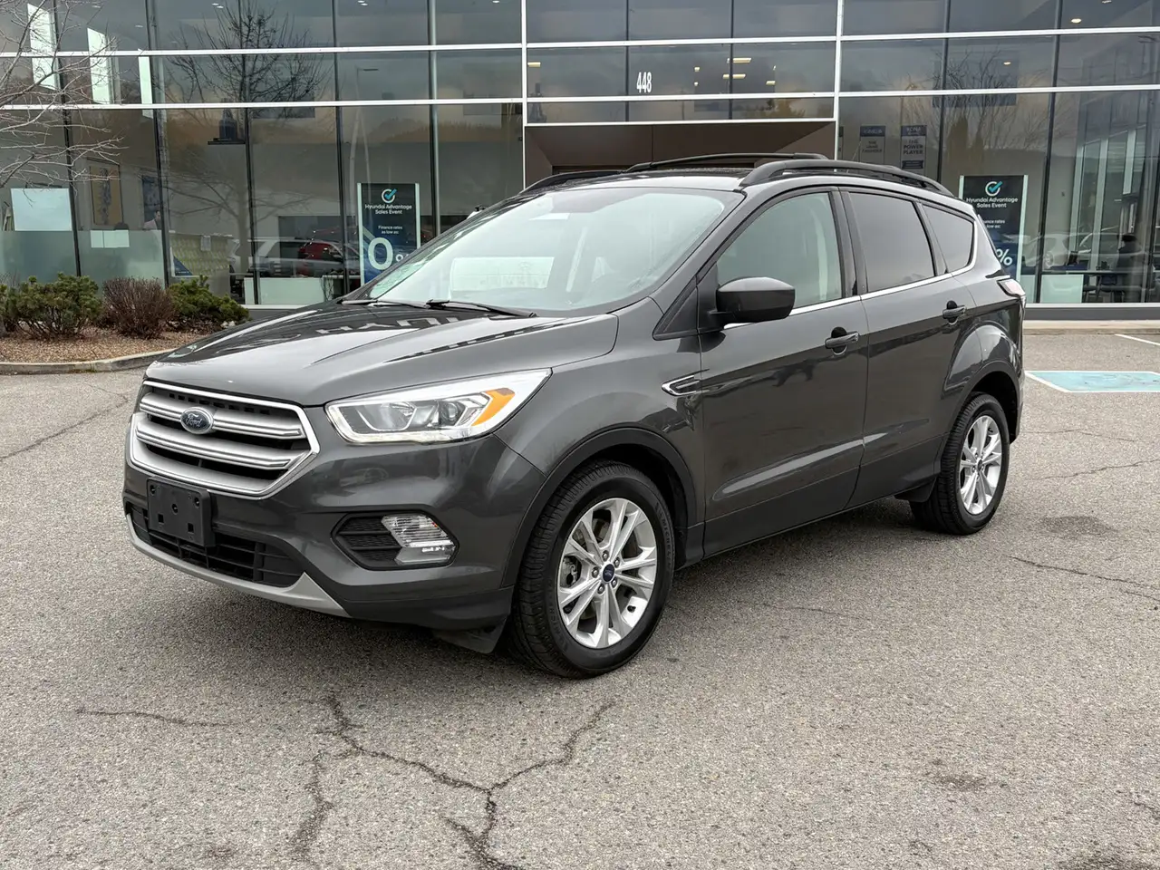 Ford Escape снимка Ford Escape