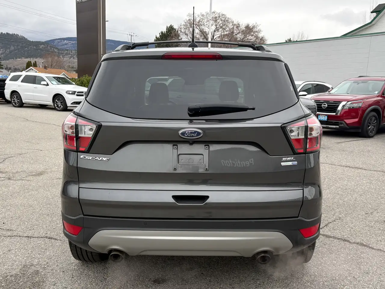 Ford Escape снимка Ford Escape