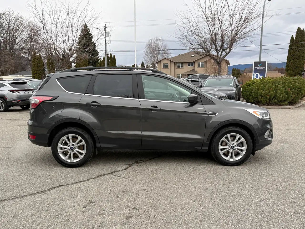 Ford Escape снимка Ford Escape
