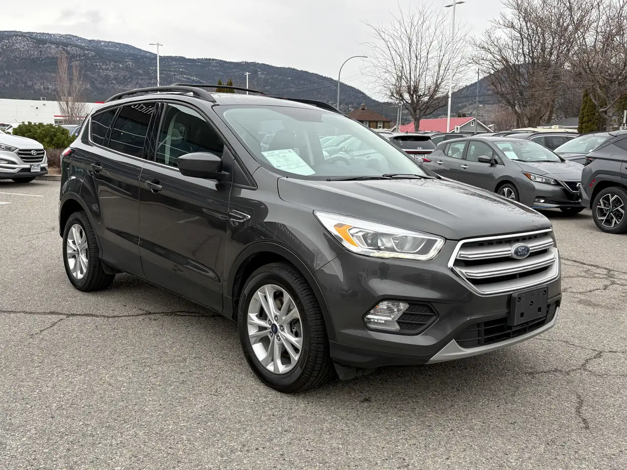 Ford Escape снимка Ford Escape