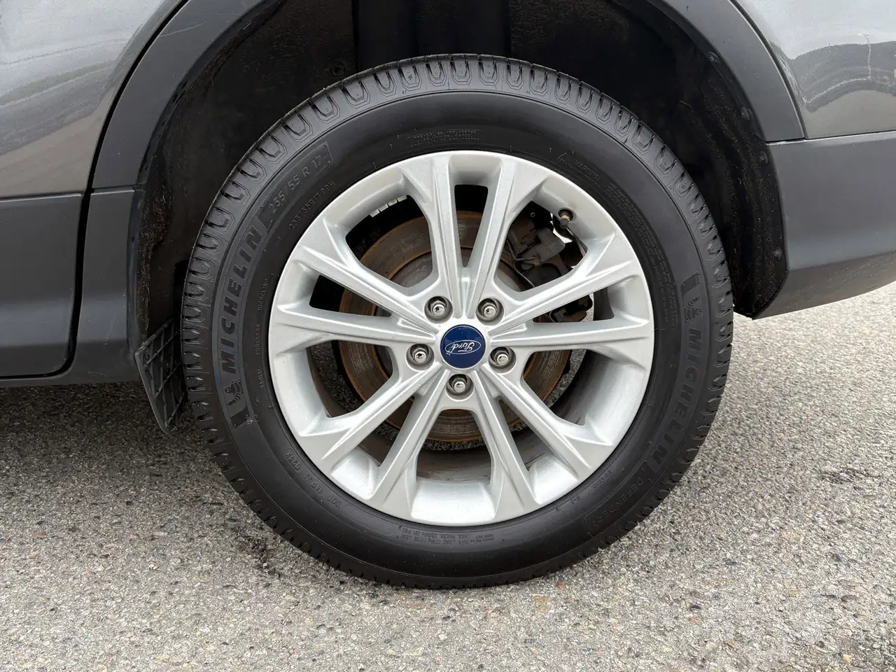 Ford Escape снимка Ford Escape