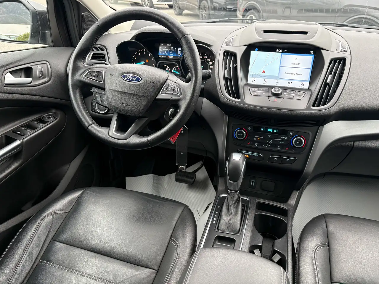 Ford Escape снимка Ford Escape