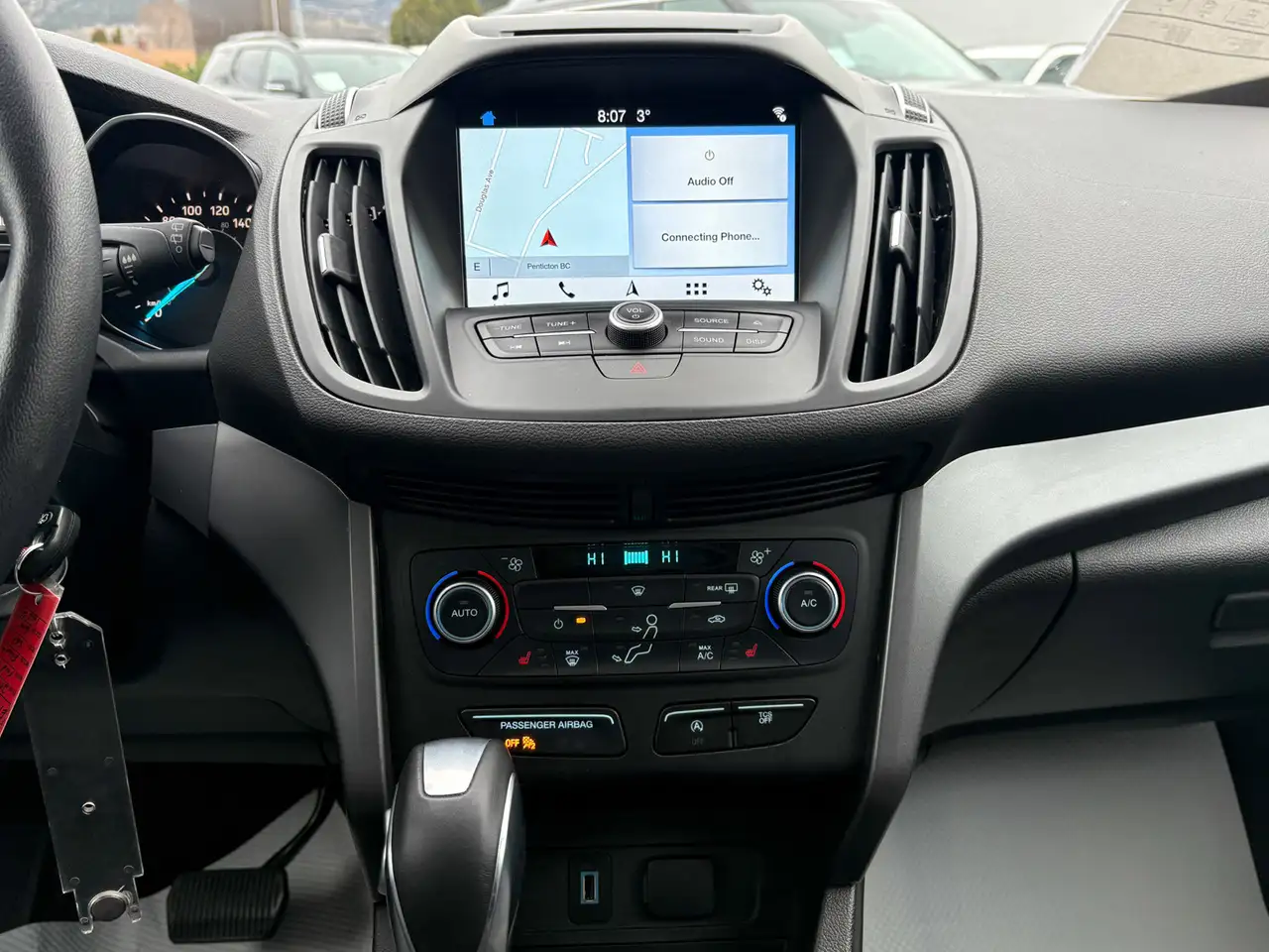 Ford Escape снимка Ford Escape