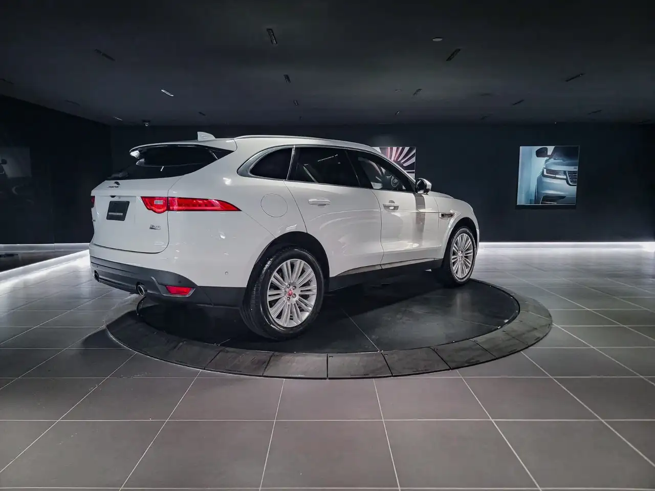 Jaguar F-Pace fotografie Jaguar F-Pace
