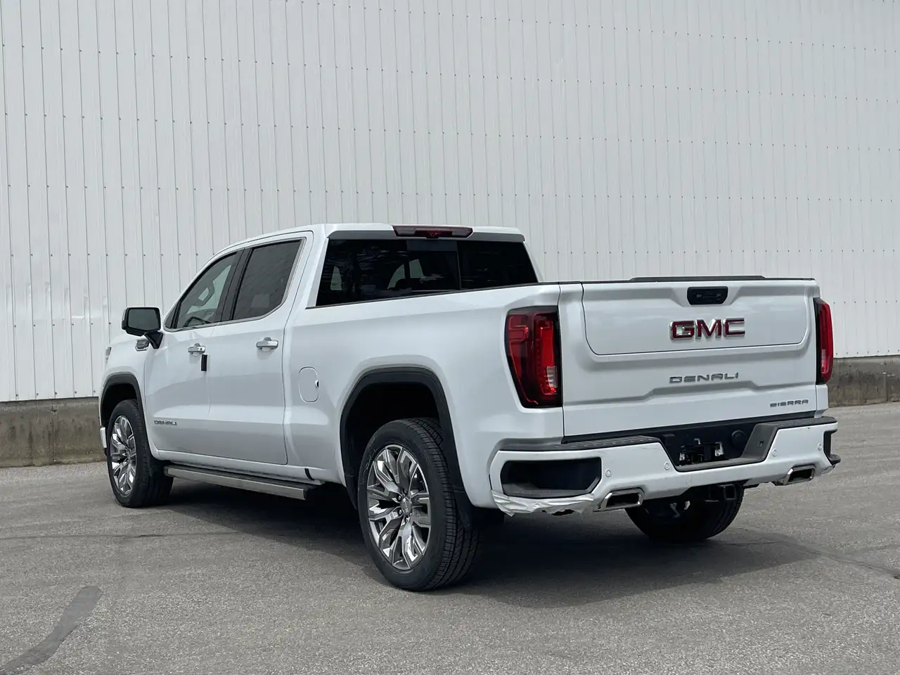 GMC Sierra 1500 photo GMC Sierra 1500