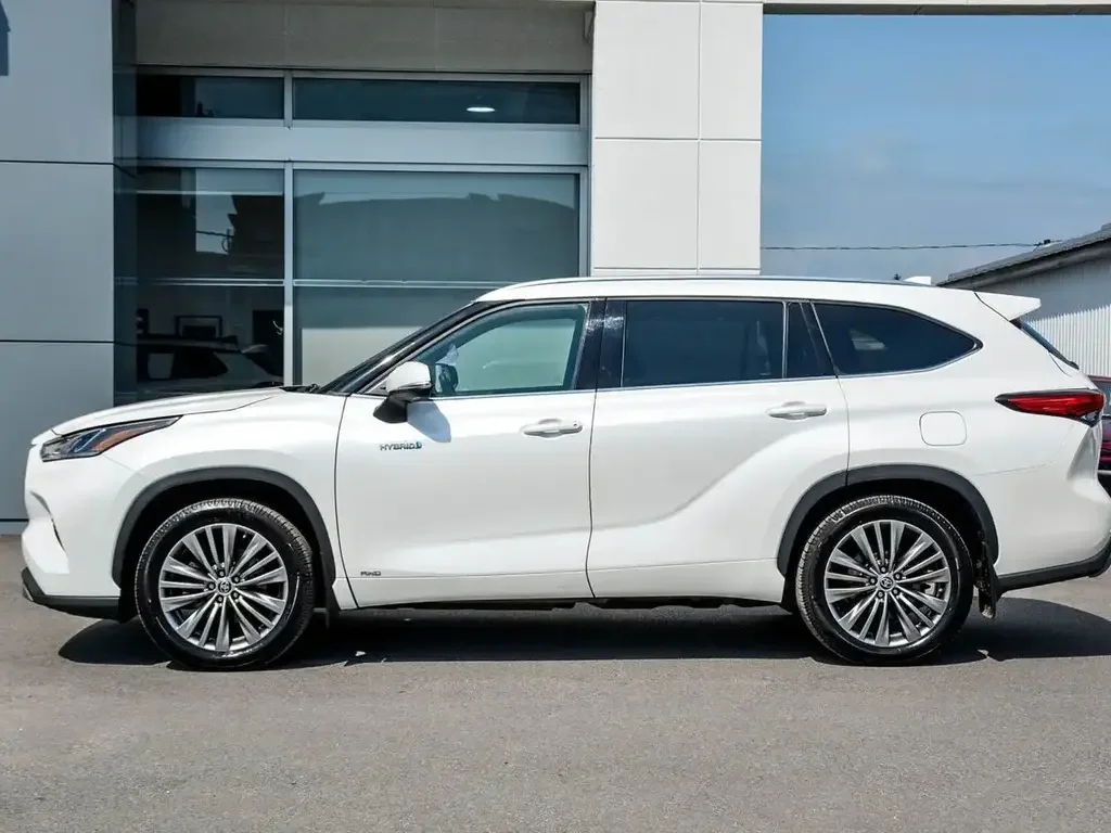Toyota Highlander снимка Toyota Highlander