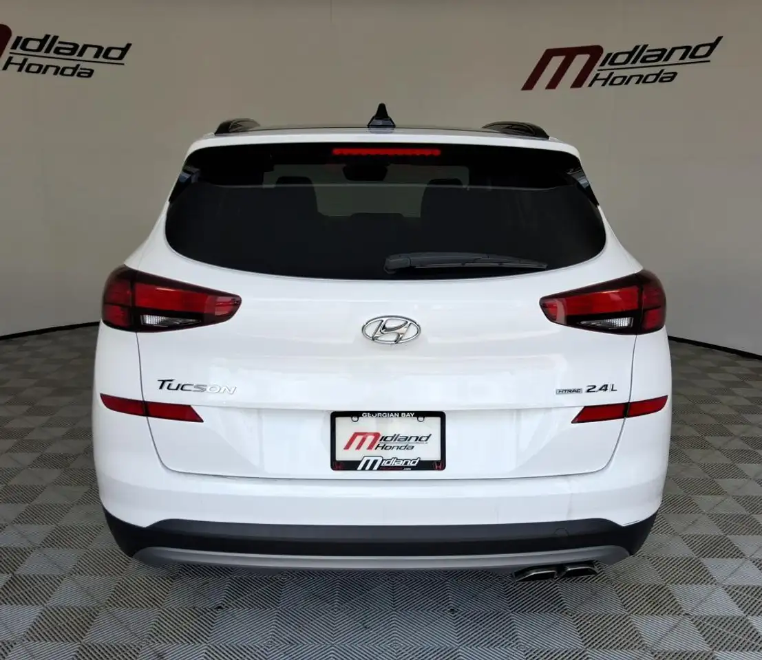 Hyundai TUCSON снимка Hyundai TUCSON