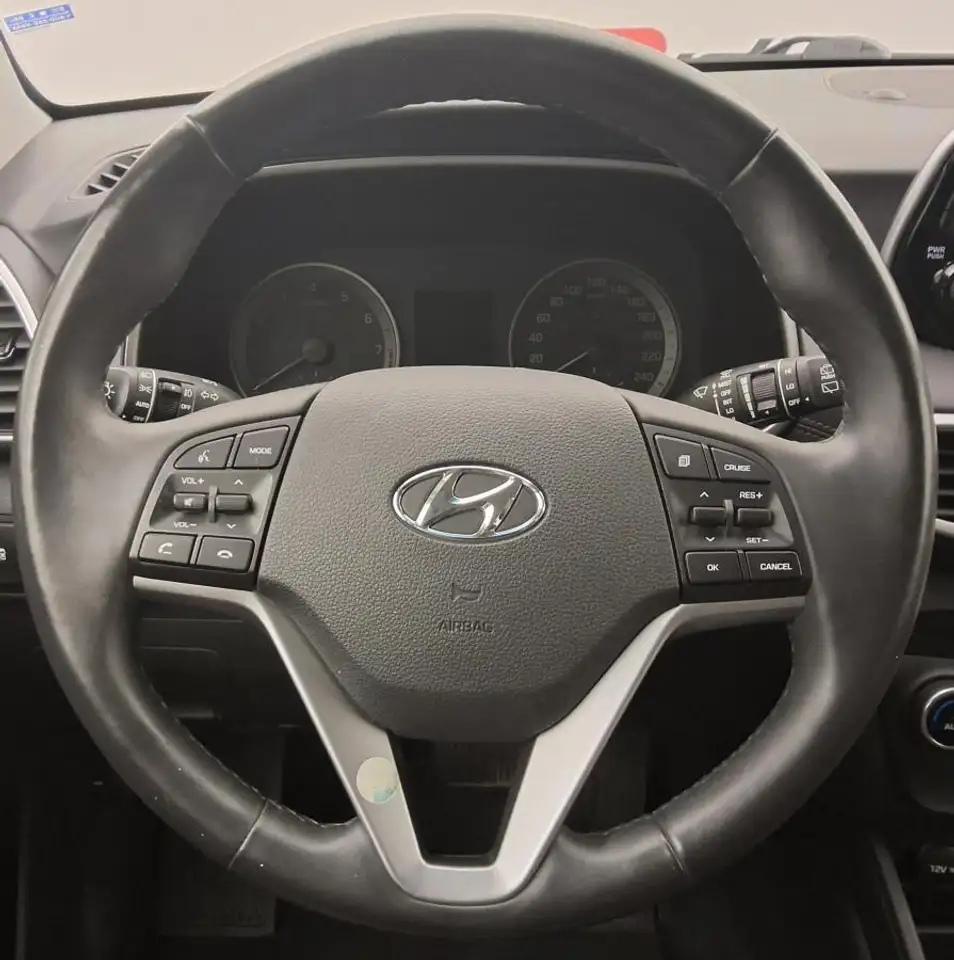 Hyundai TUCSON снимка Hyundai TUCSON