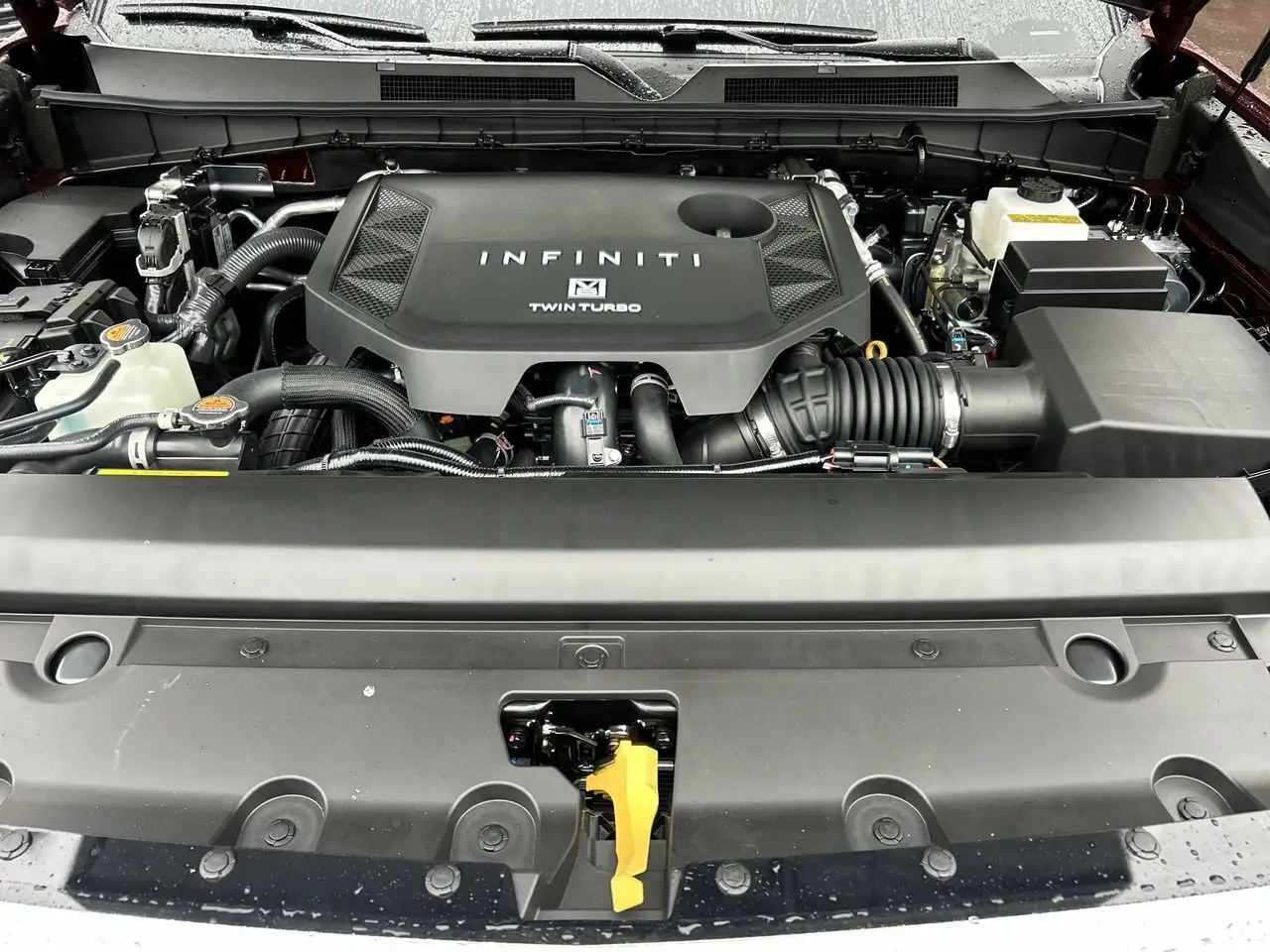 Infiniti QX80 fotografie Infiniti QX80