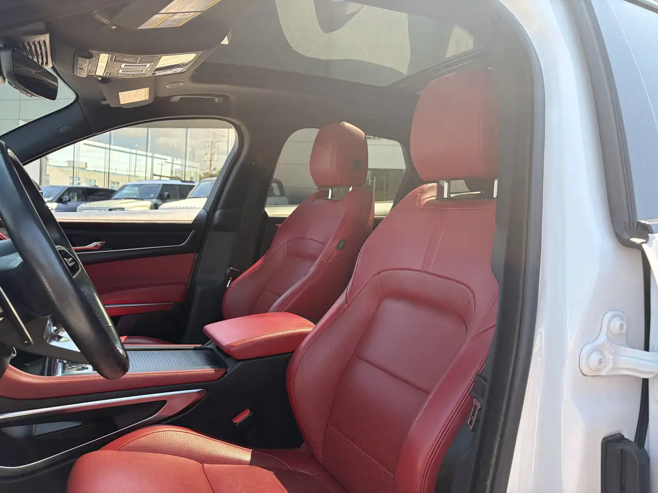 Jaguar F-Pace fotografie Jaguar F-Pace