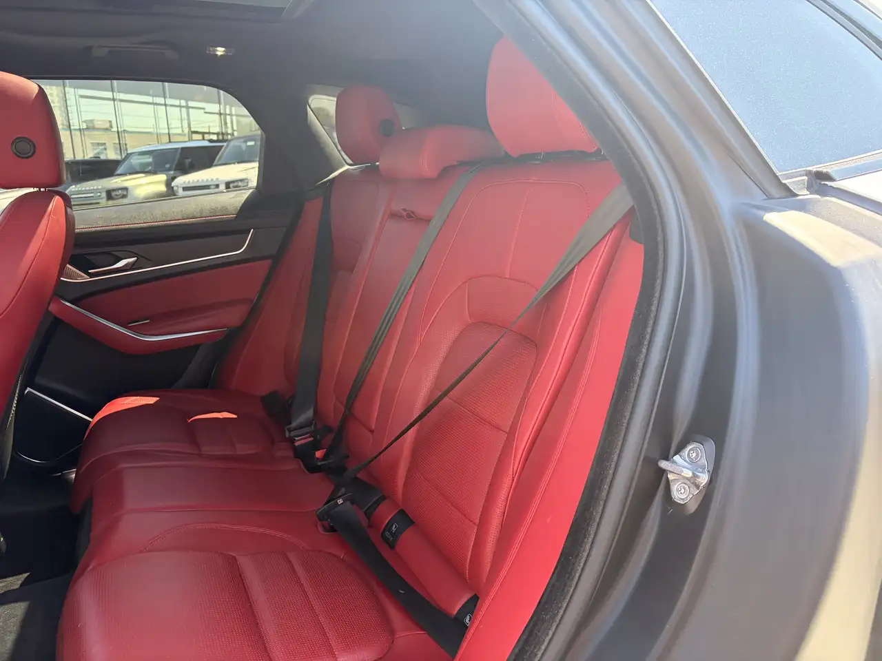 Jaguar F-Pace fotografie Jaguar F-Pace