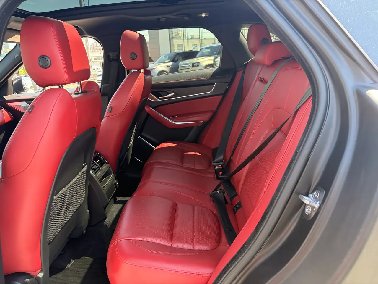 Jaguar F-Pace fotografie Jaguar F-Pace