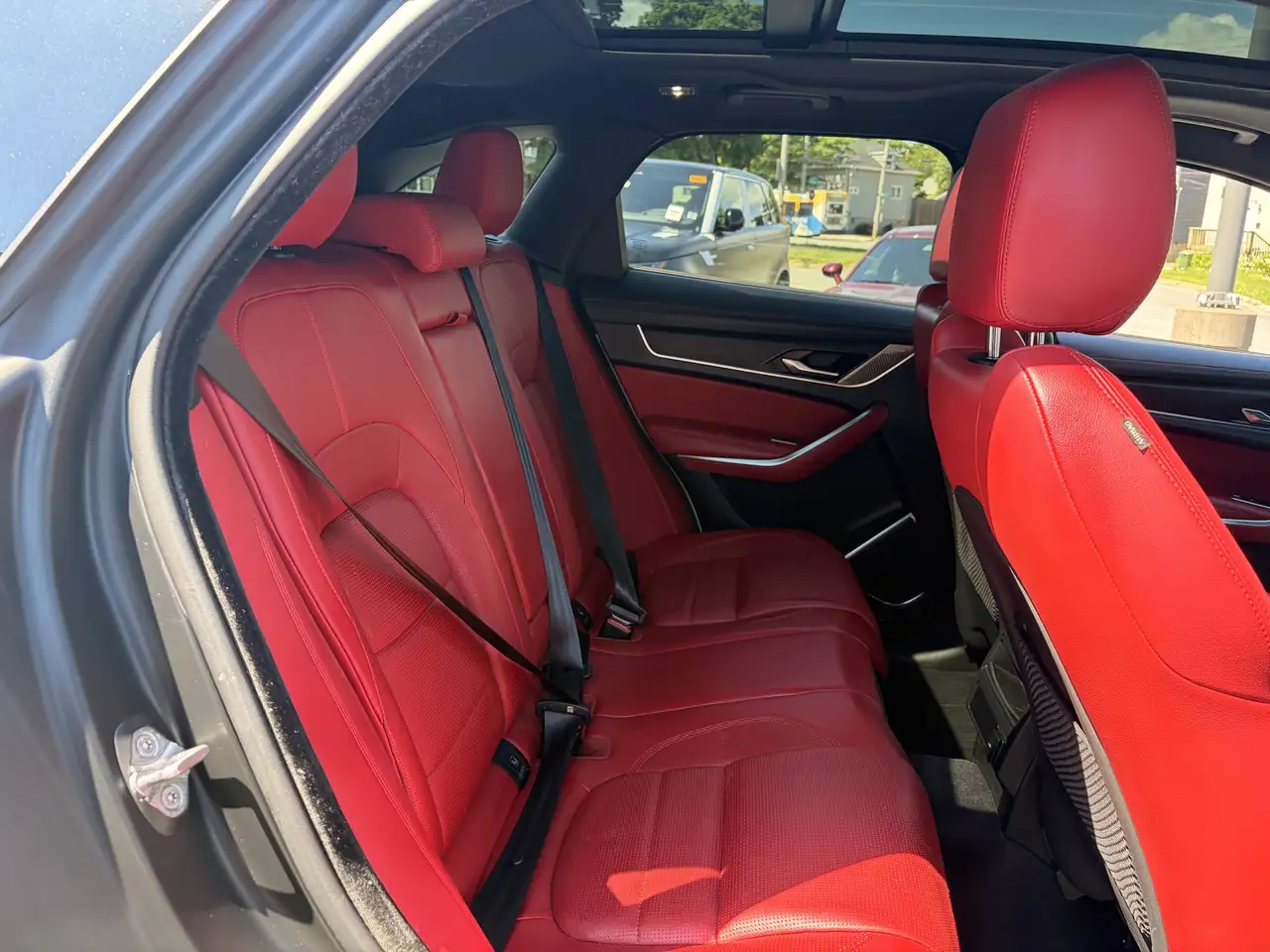 Jaguar F-Pace fotografie Jaguar F-Pace