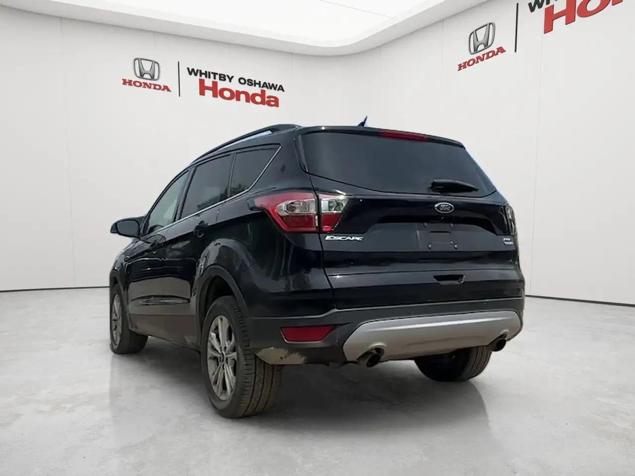 Ford Escape снимка Ford Escape