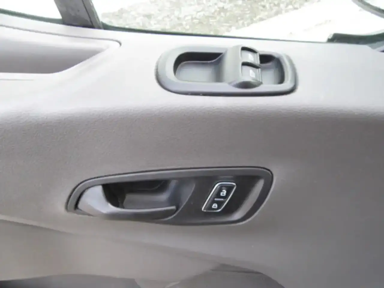 Ford Transit photo Ford Transit