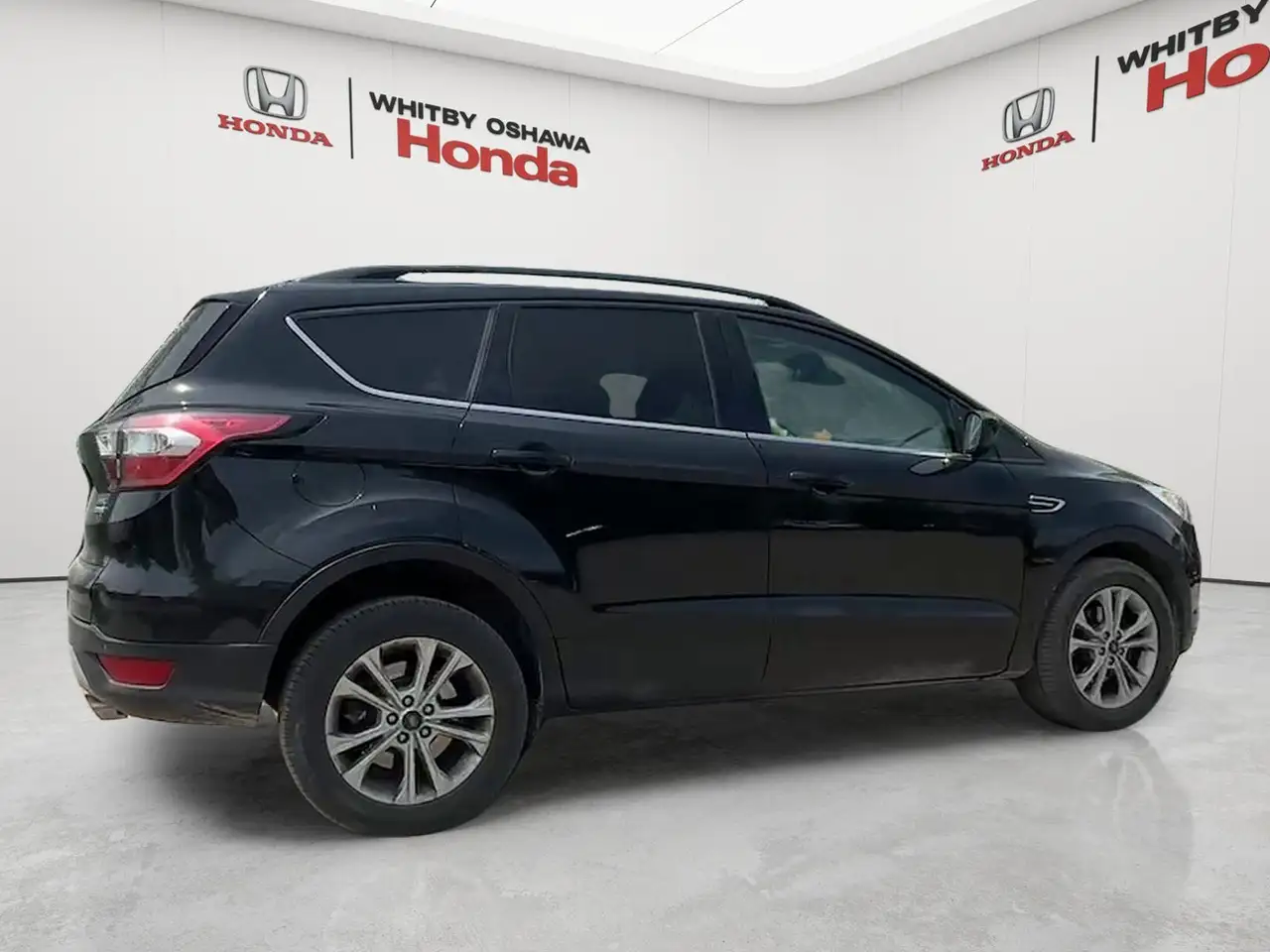 Ford Escape снимка Ford Escape