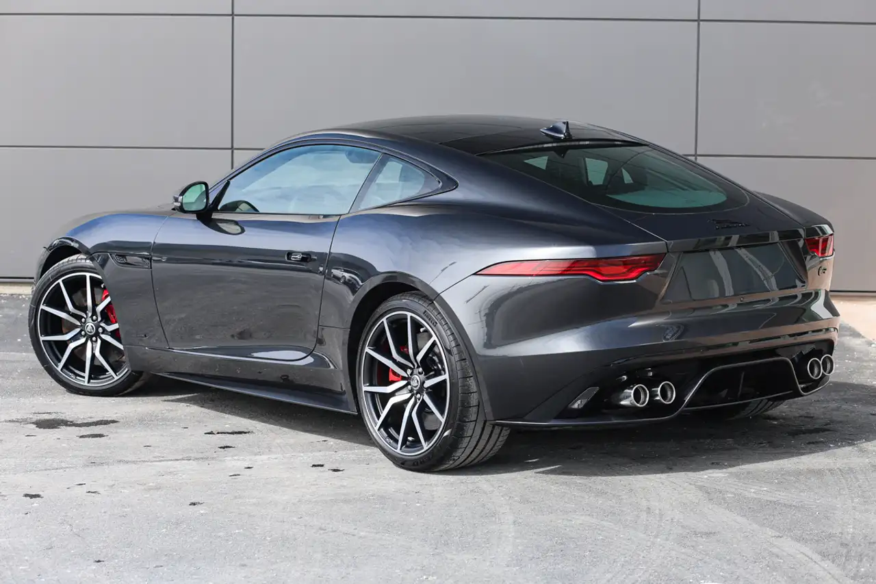 Jaguar F-Type снимка Jaguar F-Type