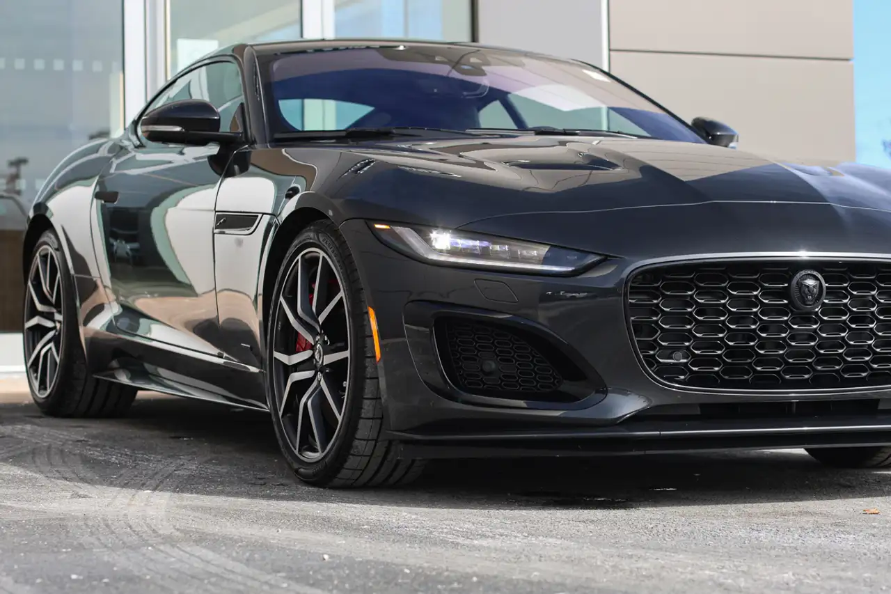 Jaguar F-Type снимка Jaguar F-Type