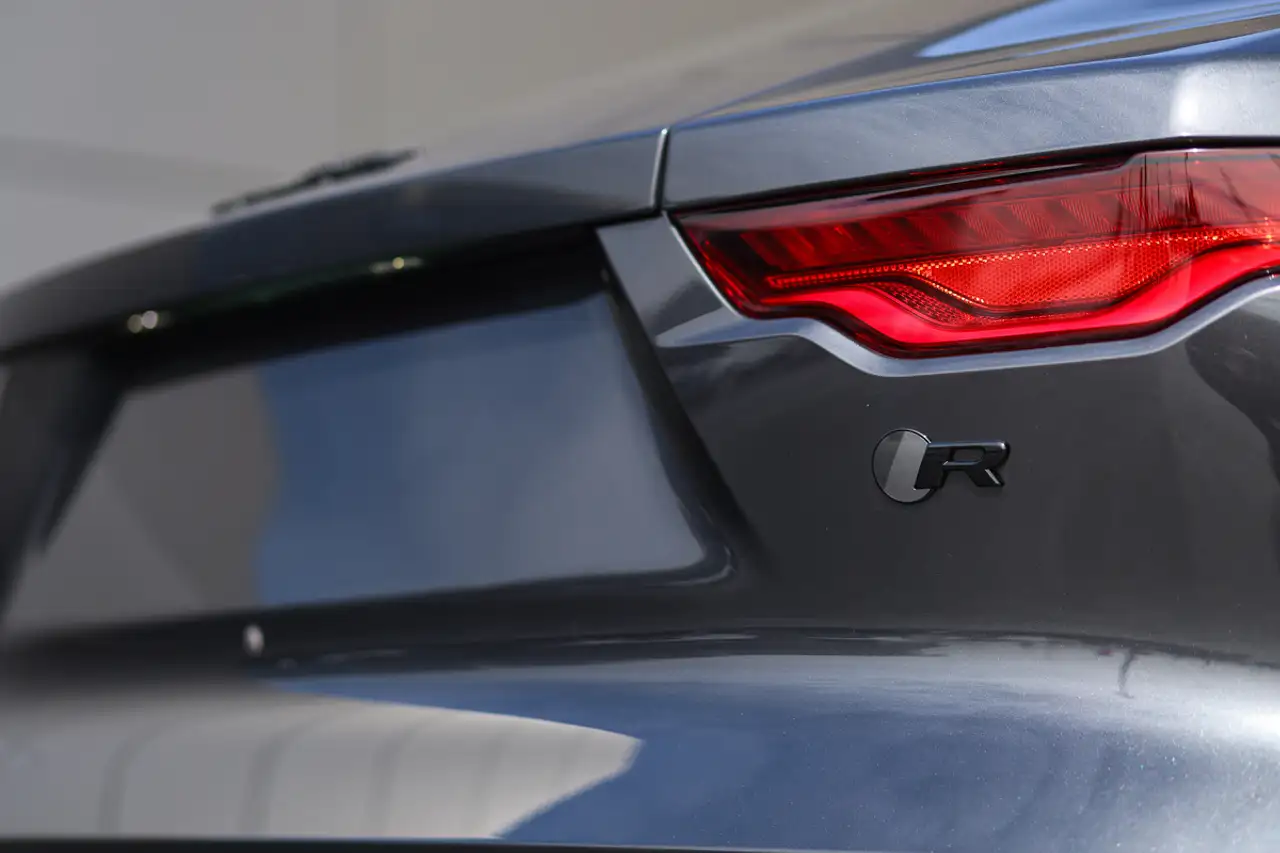 Jaguar F-Type снимка Jaguar F-Type