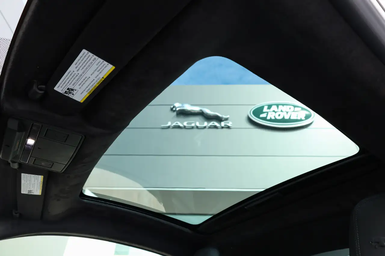 Jaguar F-Type снимка Jaguar F-Type