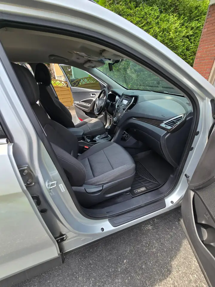 Hyundai SANTA FE снимка Hyundai SANTA FE