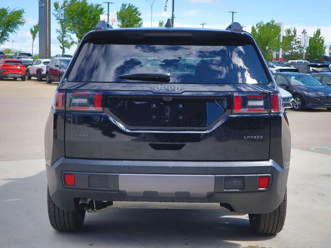 Jeep Cherokee снимка Jeep Cherokee