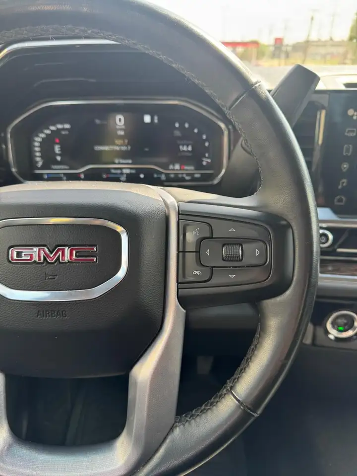 GMC Sierra 1500 fotografie GMC Sierra 1500