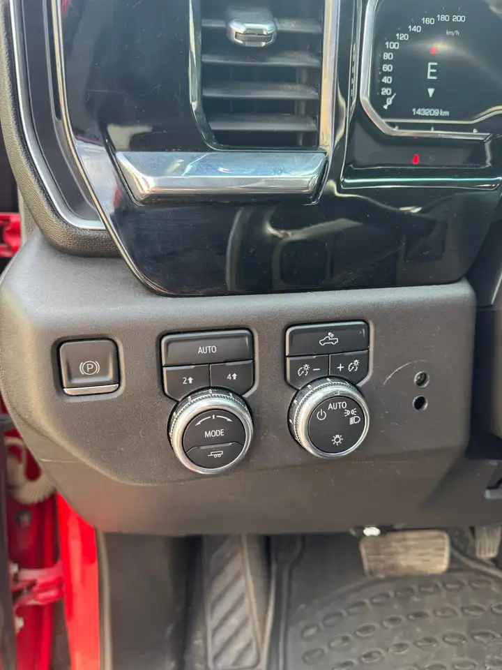 GMC Sierra 1500 fotografie GMC Sierra 1500