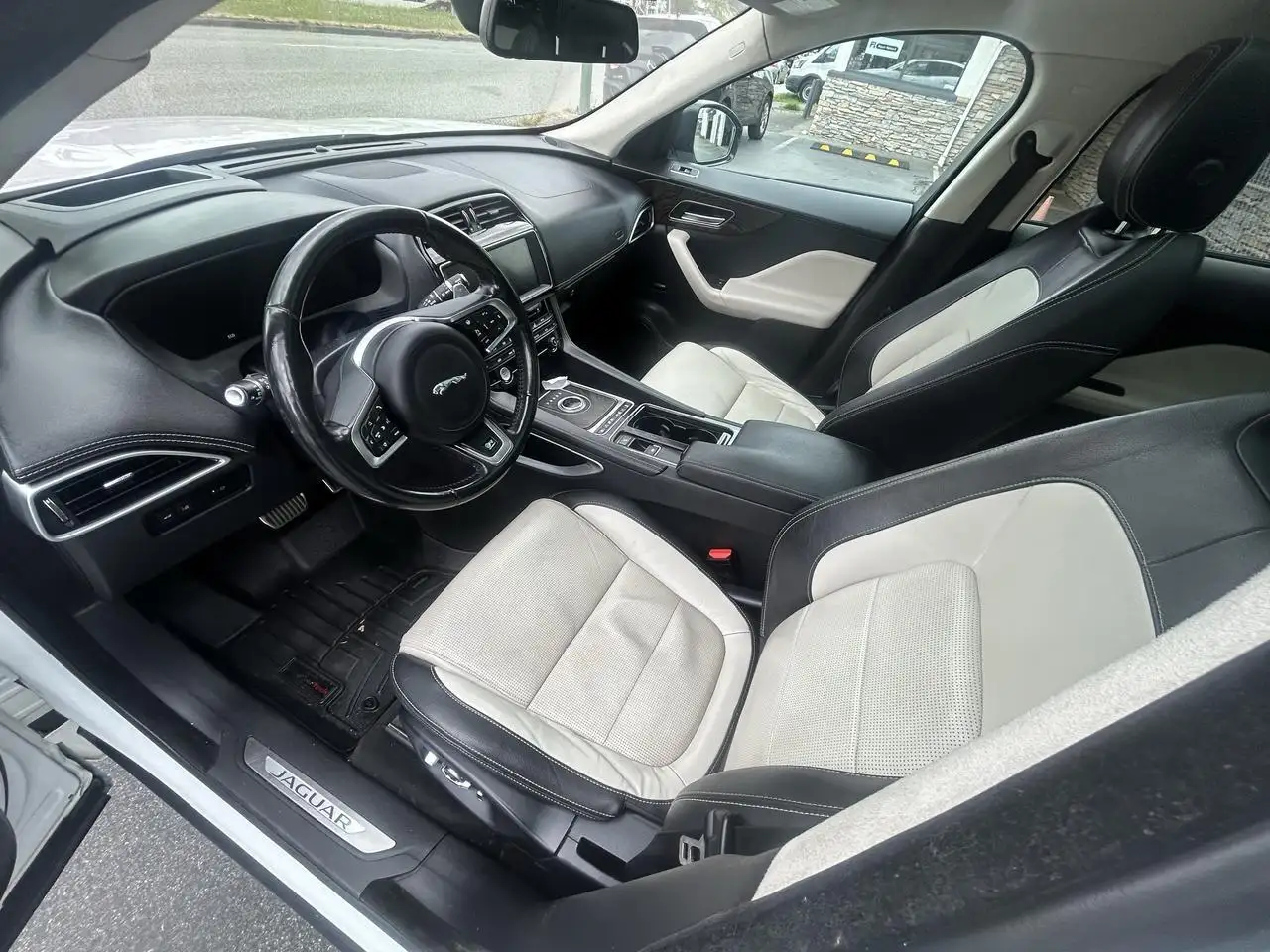Jaguar F-Pace fotografie Jaguar F-Pace