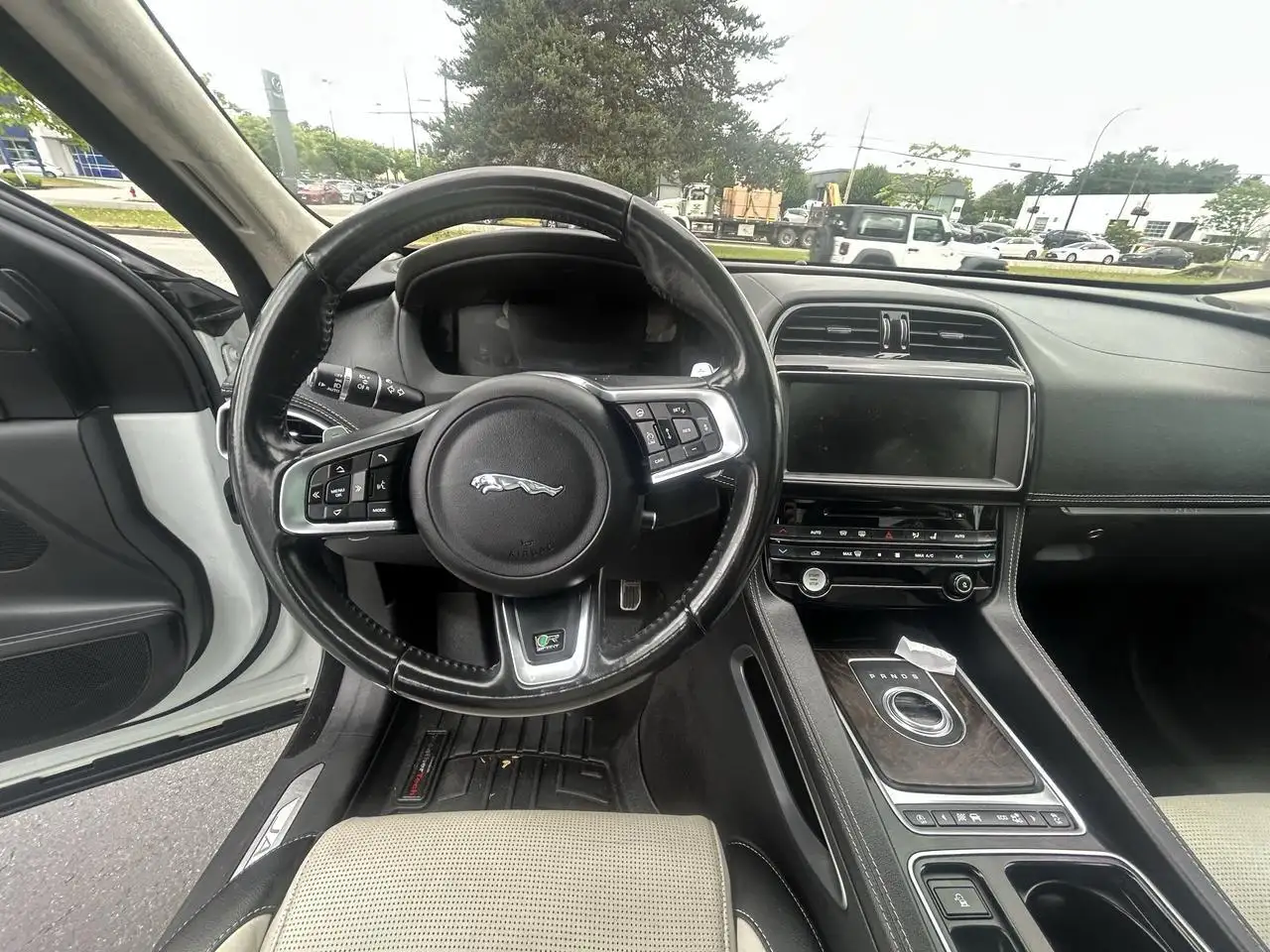 Jaguar F-Pace fotografie Jaguar F-Pace