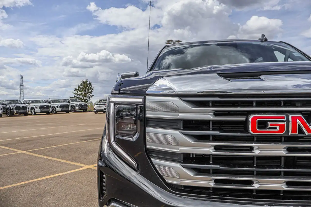 GMC Sierra 1500 снимка GMC Sierra 1500
