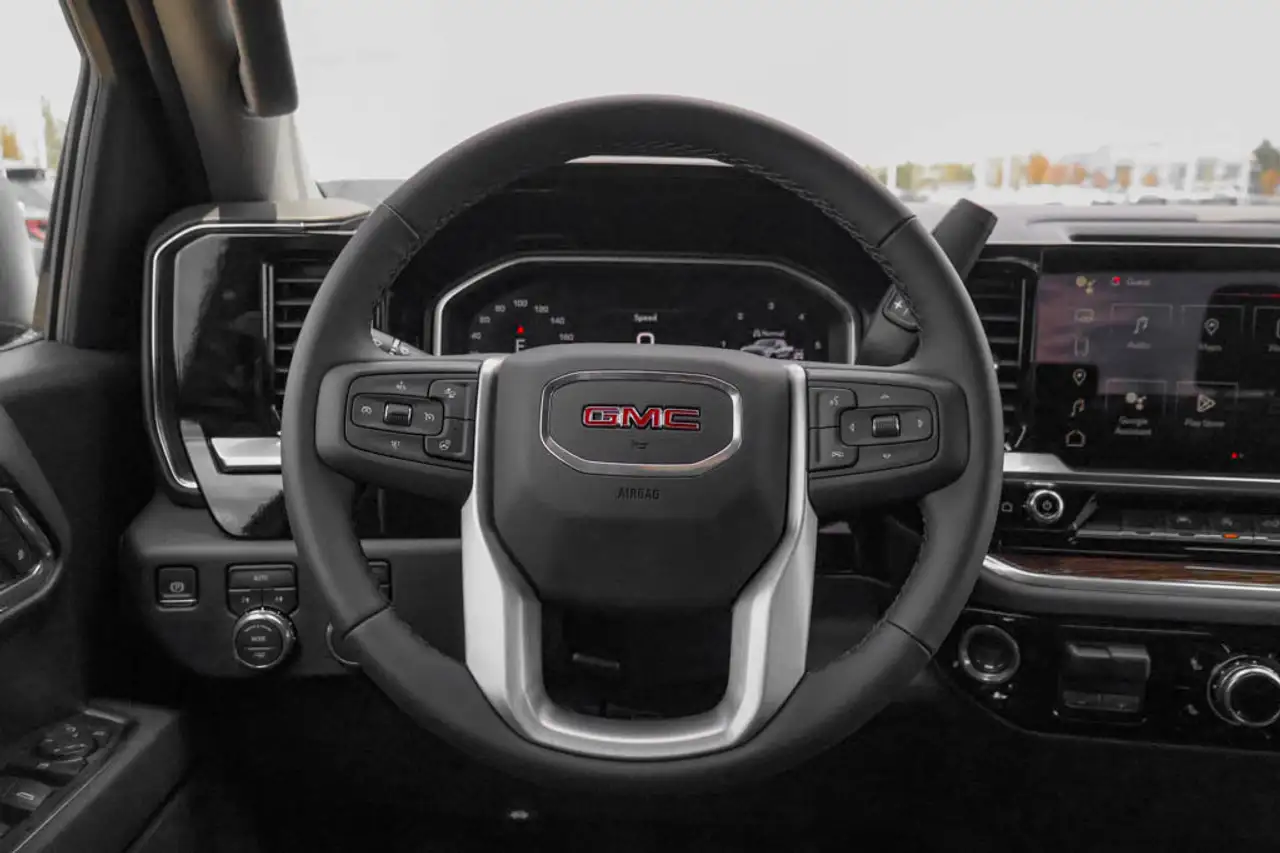 GMC Sierra 1500 снимка GMC Sierra 1500