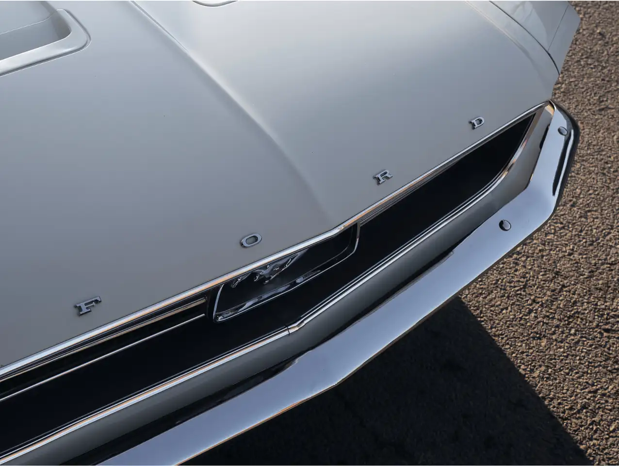 Ford Mustang photo Ford Mustang